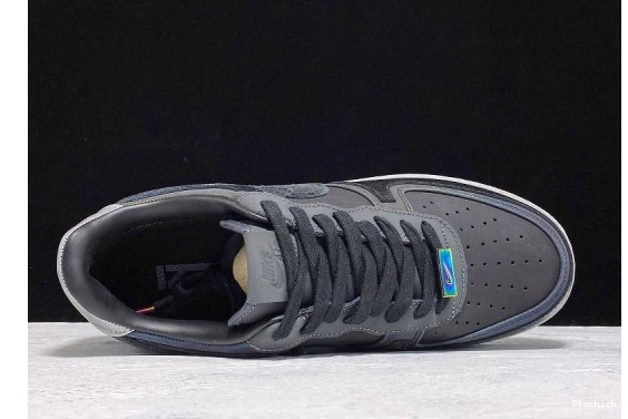 1 CQ1087-001 A Nike Air Low Maniére Ma x Force 1119